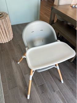 baby highchair very good condition