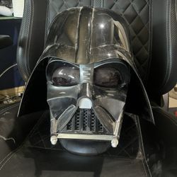 Darth Vader Premium Electronic Mask 