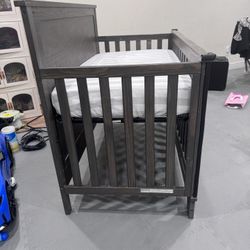 Simmons kid Crib, Mattress Included 