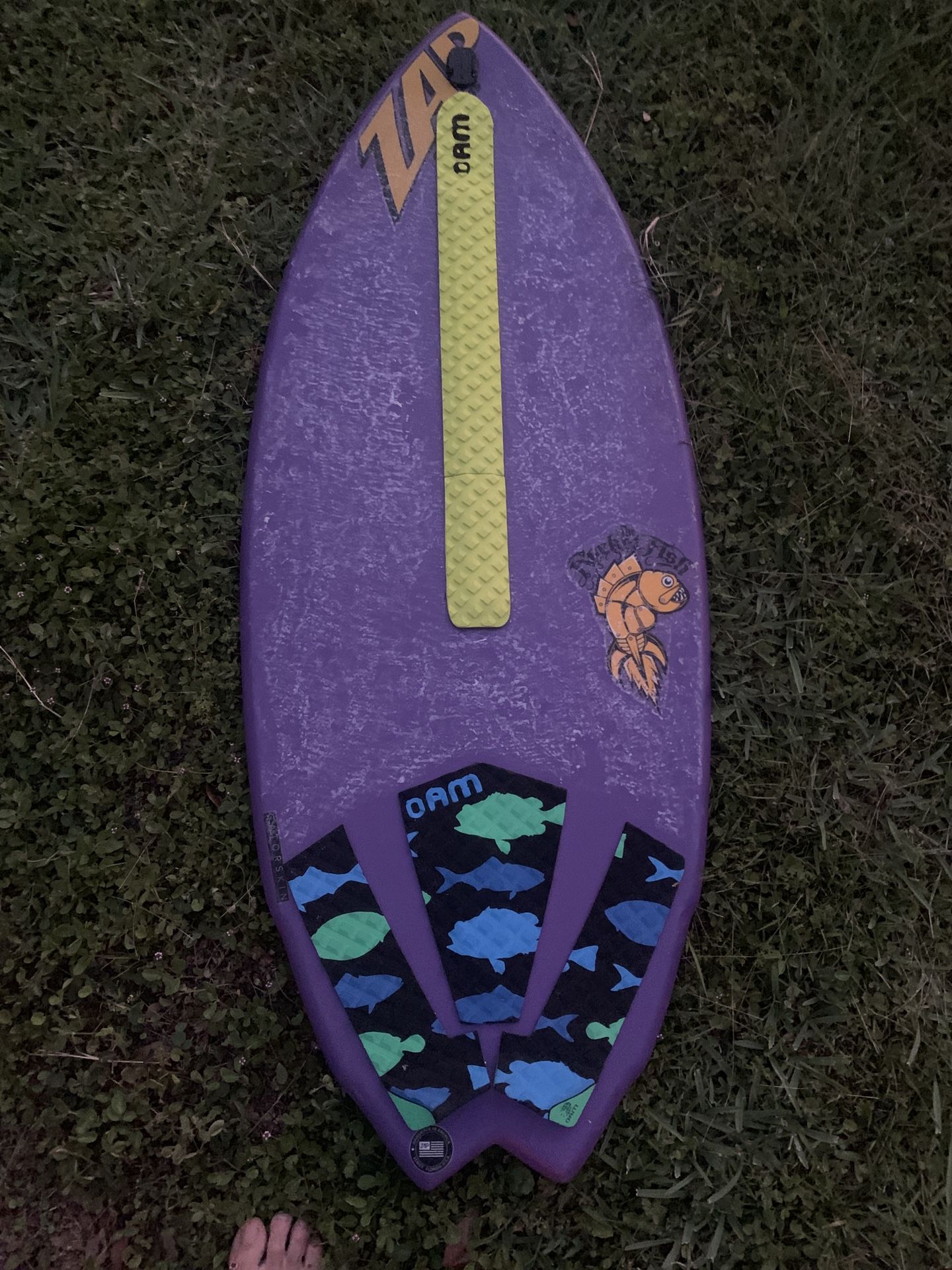 Zap rocket fish 53’ skimboard