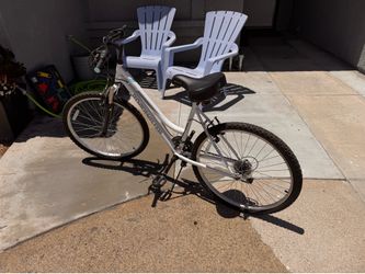 Women’s mountain bike