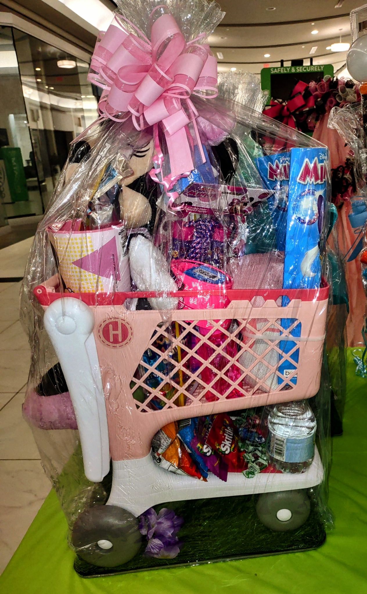 Minne mouse Easter Basket