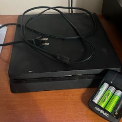 PS4 Slim