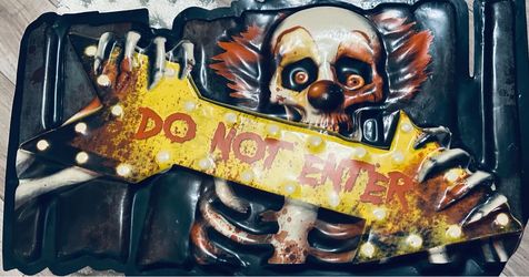 Halloween Horror Clown Do Not Enter Sign