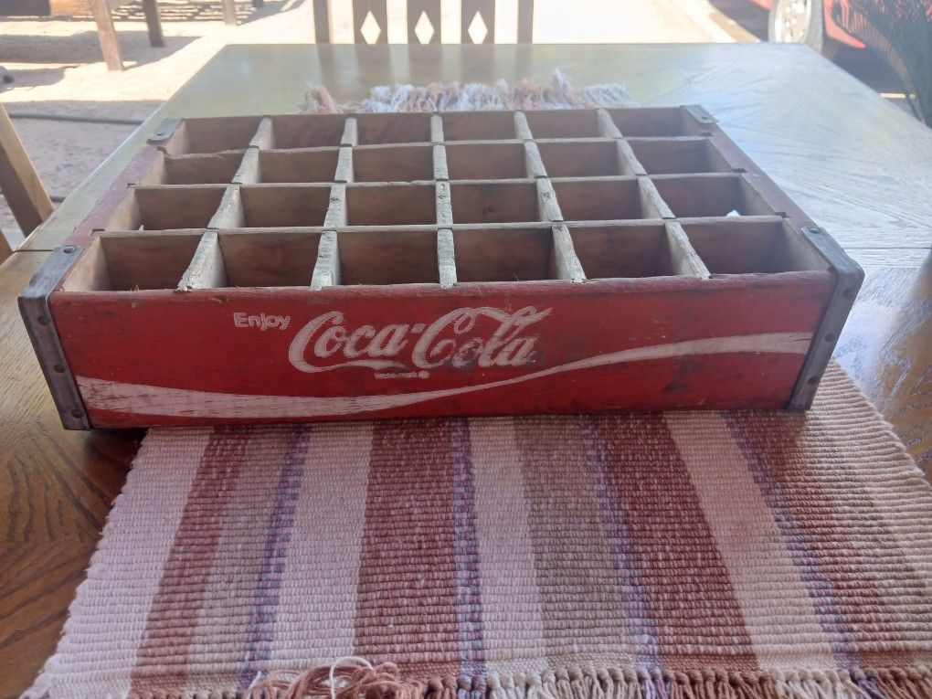 1968 Antique Old Wood 24 Pack Coca Cola Bottles.