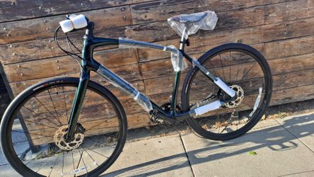 Specialized sirrus online shimano 105