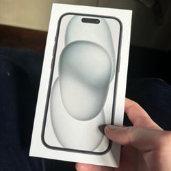 iPhone 15 Black 128 Gigabytes 