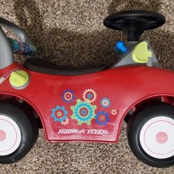 Radio Flyer Ride On Toy