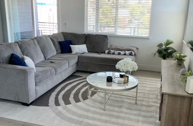 Ashely Sofa sectional set RAF w/ coffee table for SALE!