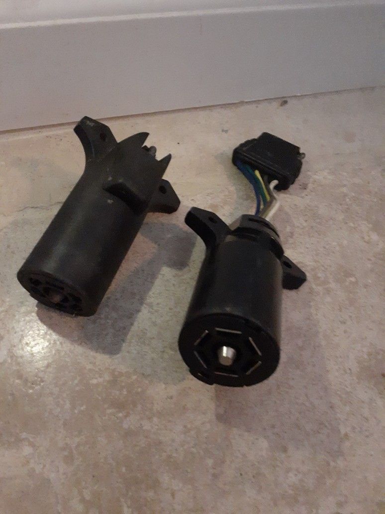 2 Wesbar Trailer Light Quick Connectors 