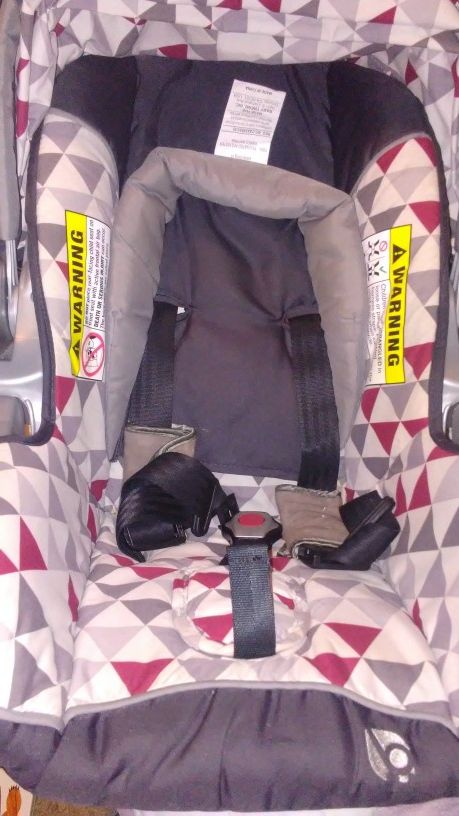 Baby trend Ez-Flex-Loc car seat