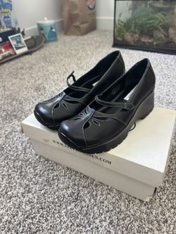 Steve Madden