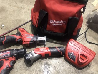 Milwaukee M12 12-Volt Lithium-Ion Cordless Hackzall Reciprocating Saw combo