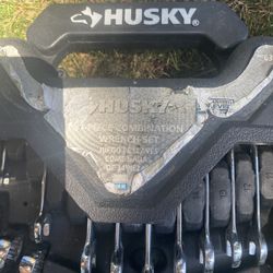 Husky Tools Set