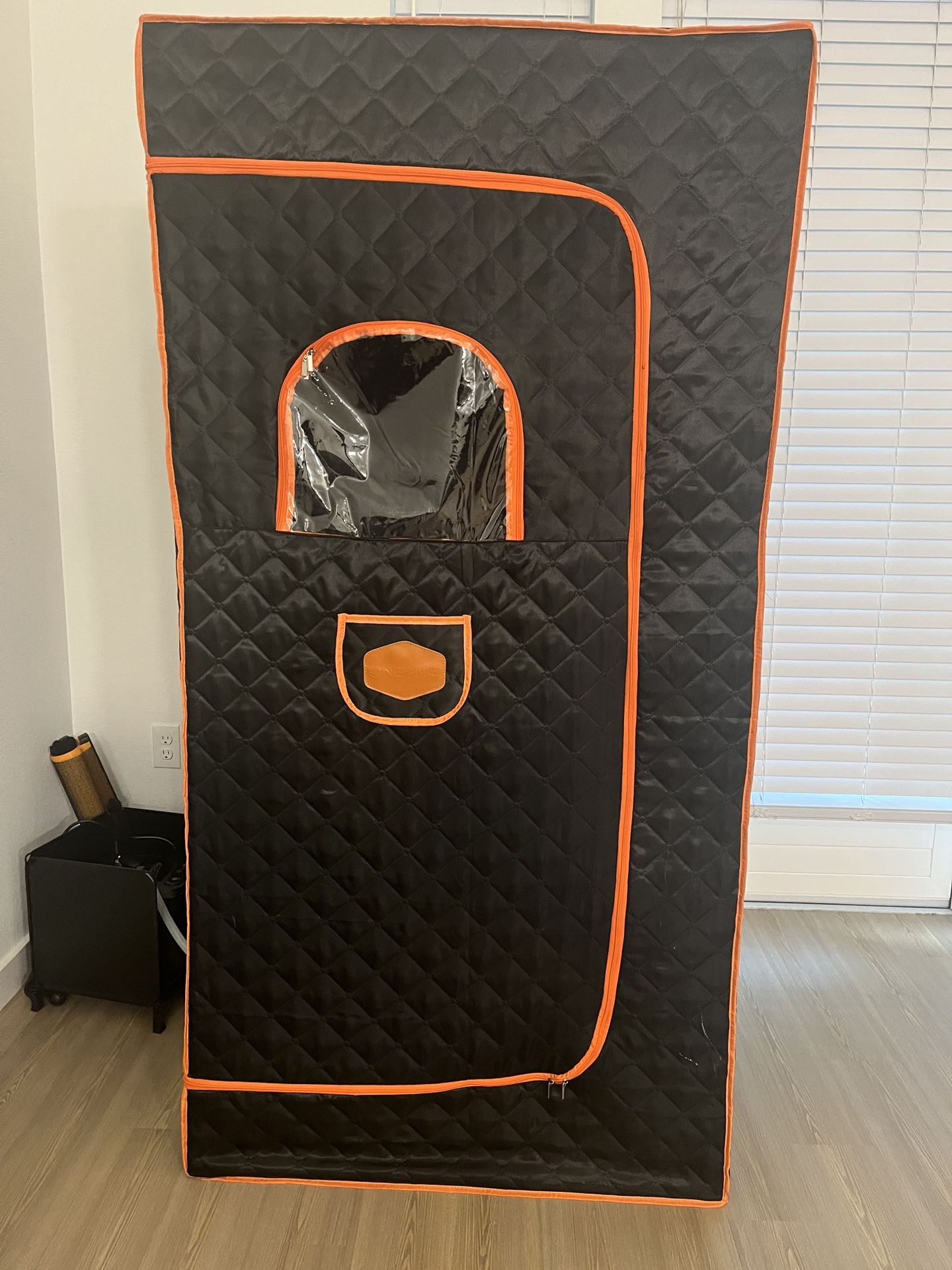 β¨ Portable Full-Body Steam Sauna + Ski Training Mat β 48HR Moving Sale!