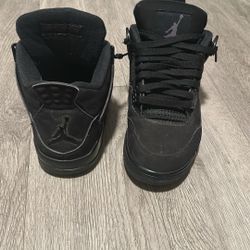 Black Cats Jordan 4s No Box Size 8.5 Used 20 times