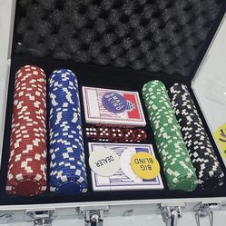 Poker Game Poker Cards Poker Chips Set 