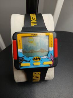 Tiger Batman Game Watch