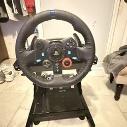 Logitech G29 Driving Force Racing Wheel and Pedals, Force Feedback, Real Leather + Logitech G Driving Force Shifter - For PS5, PS4 and PC, Mac - Black