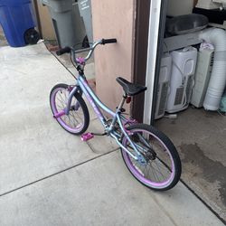 Kids girl bike