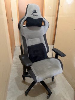 Corsair T3 RUSH Gaming Chair w/ Rollerblade Wheels