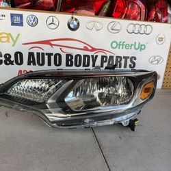 2015 2016 2017 Honda Fit Left Driver Side Headlight Headlamp *some Tabs Are Missing* 