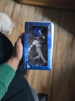 Max Muncy Bobble Head
