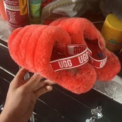 Fluffy Ugg’s Great Condition 