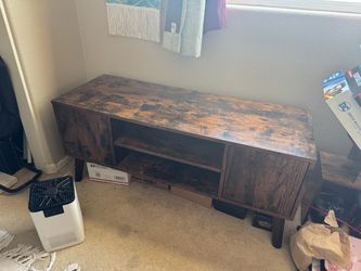 Tv stand