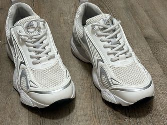 Steve Madden women's sneakers 10 size