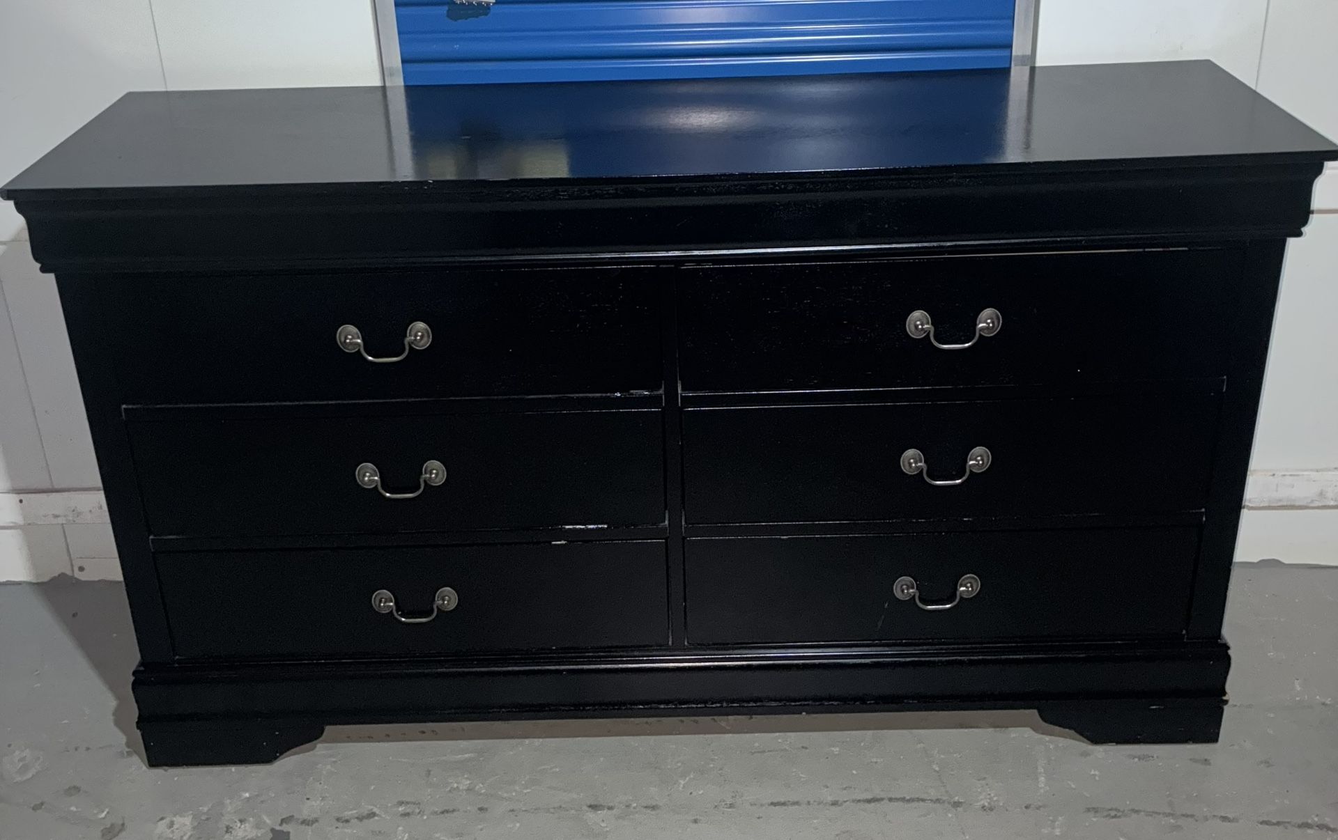 Solid Matching Black Dresser Set (+Free Local Delivery)
