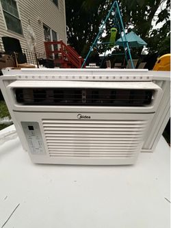 Midea Window Air Conditioner – Works Great
