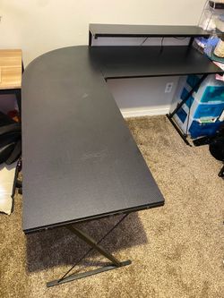 Reversible L desk
