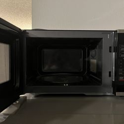 Black Magic Chef Microwave