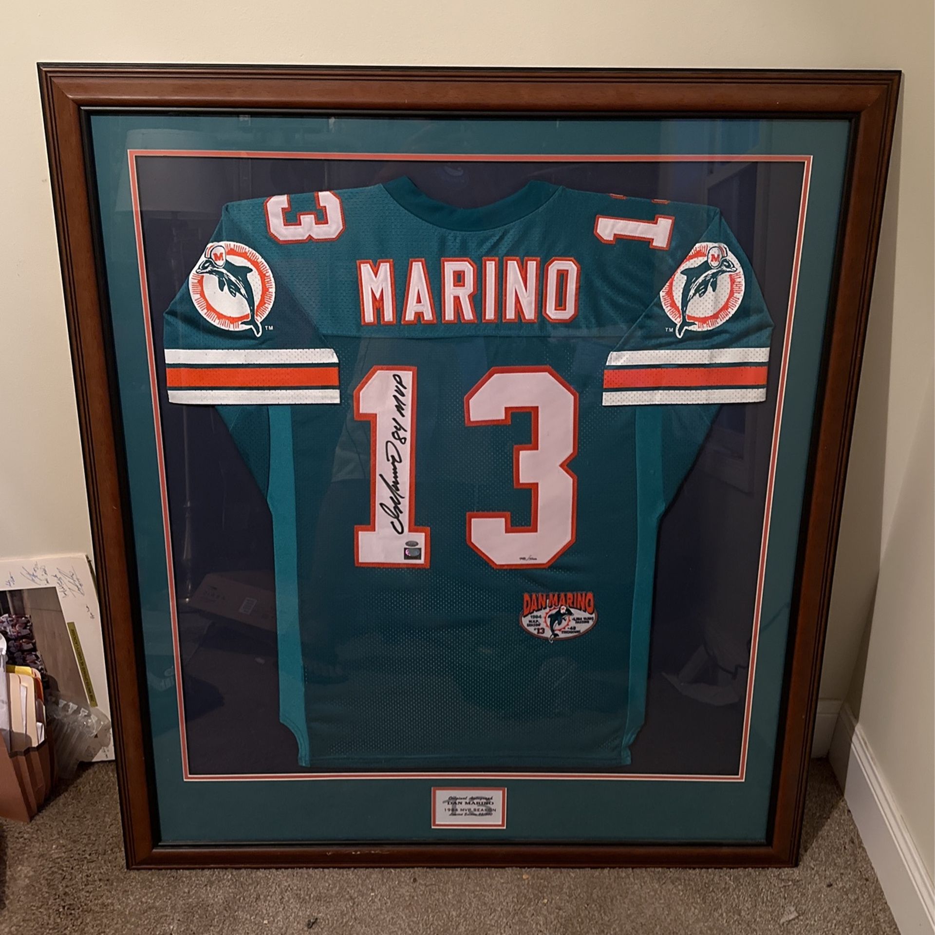 Dan Marino Framed Signed Jersey for Sale in Hialeah, FL - OfferUp