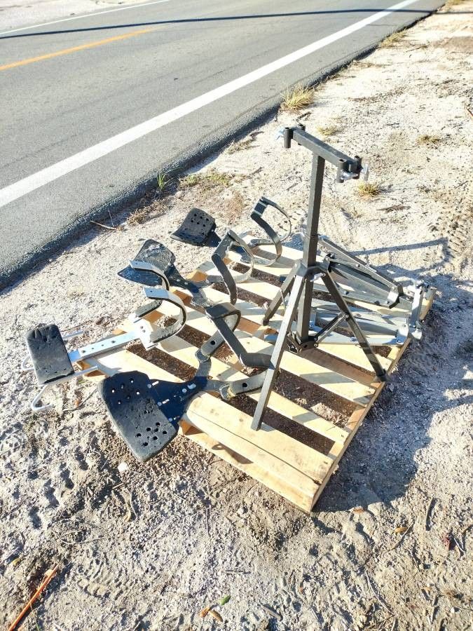 - Drum Carrier s & Marching Drum Stand s - Dynasty & Randall May
- 4 x Drum Carriers - Aluminum - by Randall May
- 3 x Drum Stands - by Dynasty
- D