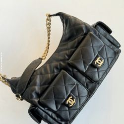 CHANEL 25C brand logo diamond check zipper opening and closing lambskin wandering bag shoulder bag women's black(89)54