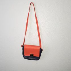 Merona orange and blue "Crossbody" leather purse/pocket book womens bag. Condition is "Pre-owned". 