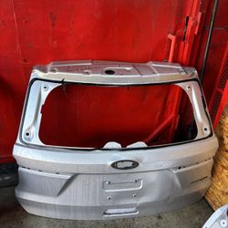 2016 2019 Ford Explorer Tailgate