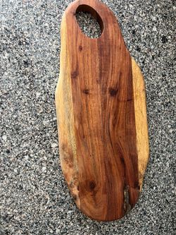 Wood charcuterie board