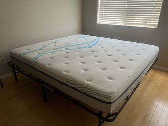Like New Luxury Bed With Stand Alone Frames