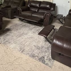 RECLINER COUCH AND LOVE SEAT SET, DELIVERY INCLUDED 🚚