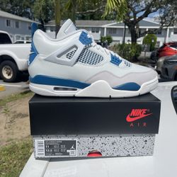 Military Jordan 4