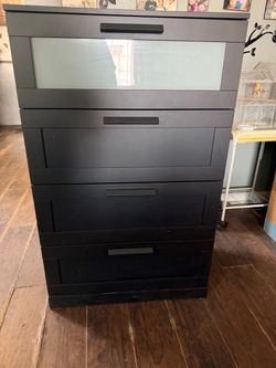 Dresser 4 drawer