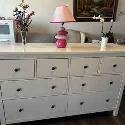 Height 37.5 W 63 X20