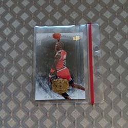 Michael Jordan  "Bulls" Collectible Legacy Gold Collectible Basketball Card 