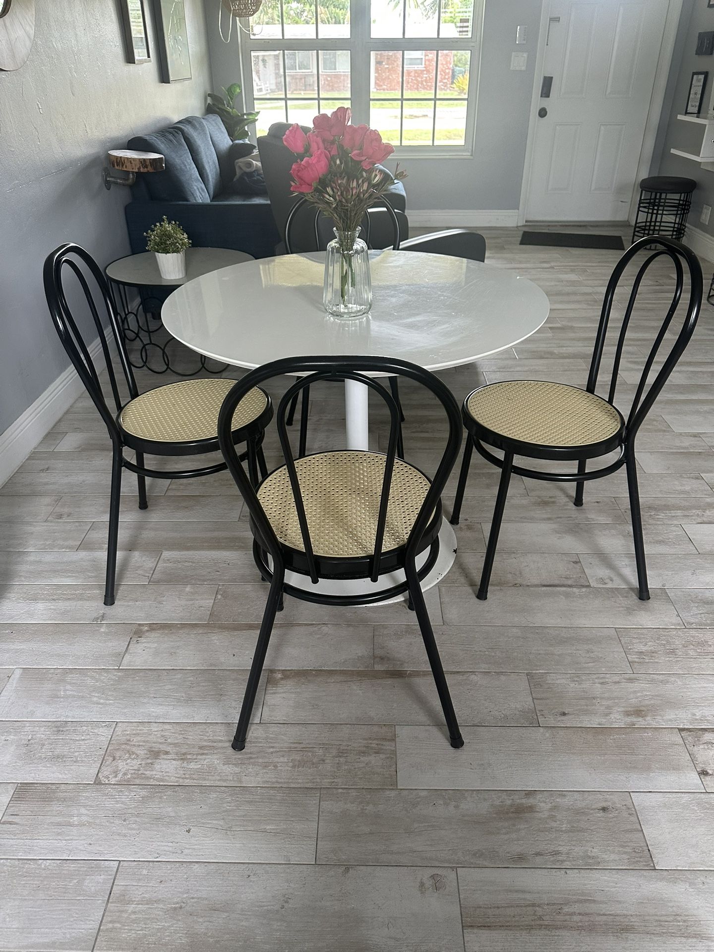 4 Dining Chairs ($75)  Table Is Free