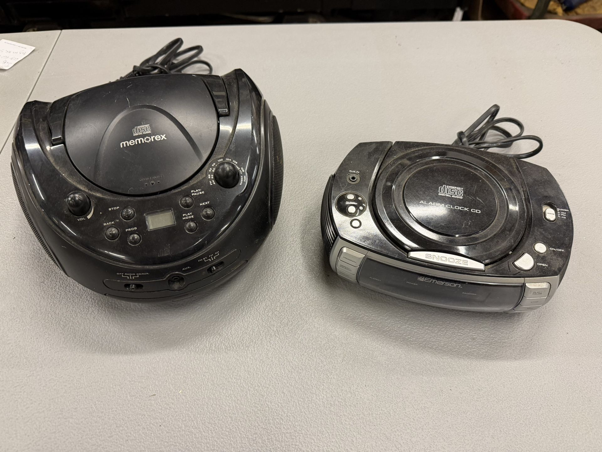 Portable CD Player /radio Boombox
