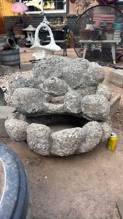USED 2 TIER STONE FOUNTAIN