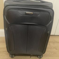 Samsonite Carry-On Spinner Luggage 22